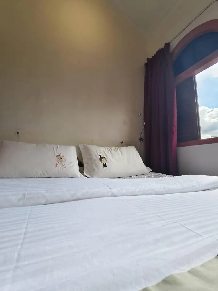 Red Inn Court George Town Hostel