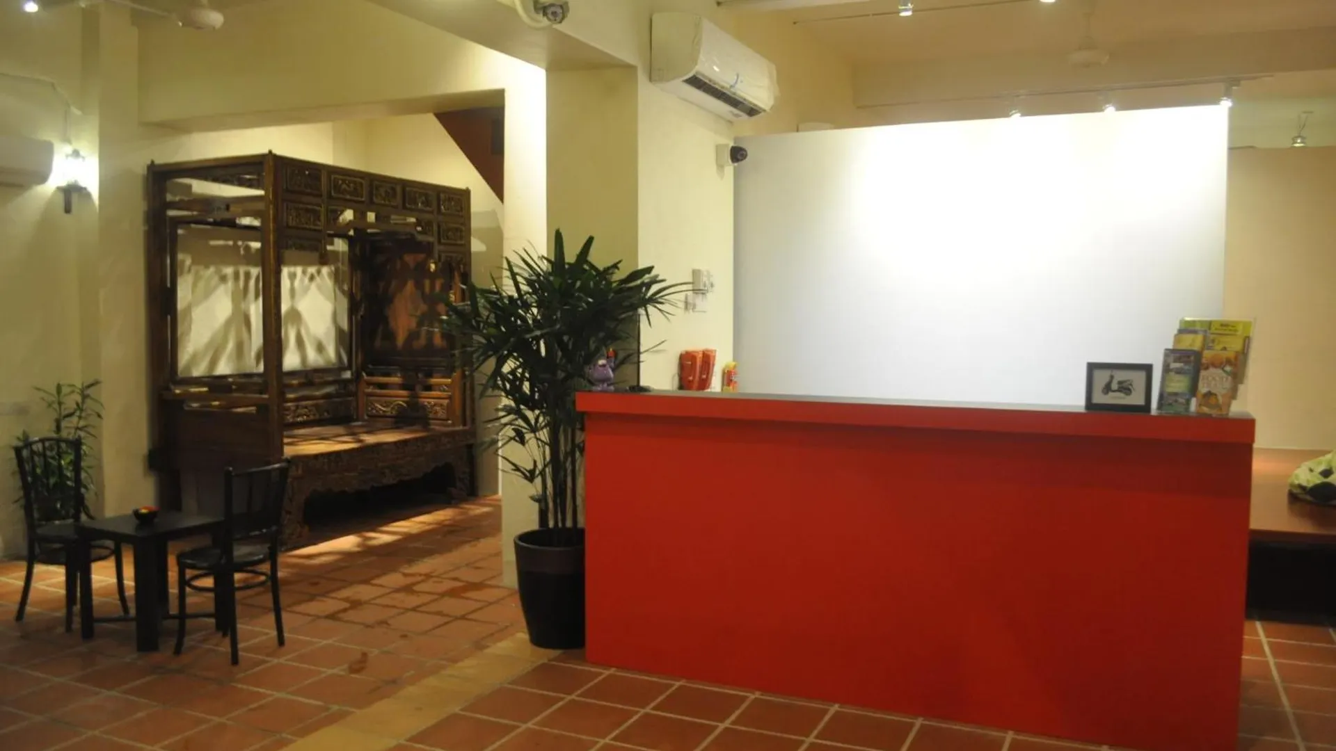 Red Inn Court George Town Hostel