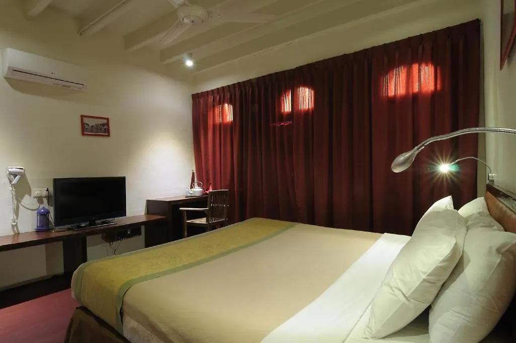 Hostel Red Inn Court George Town