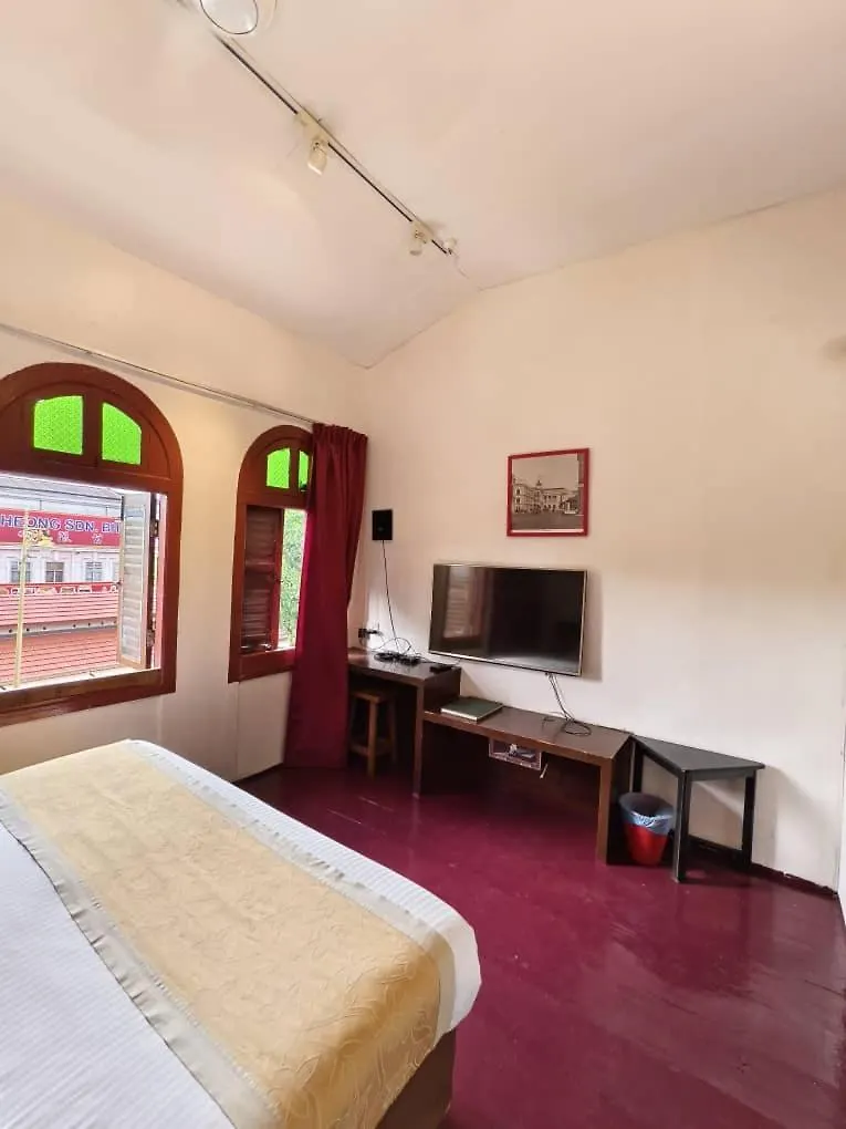 Red Inn Court George Town Hostel