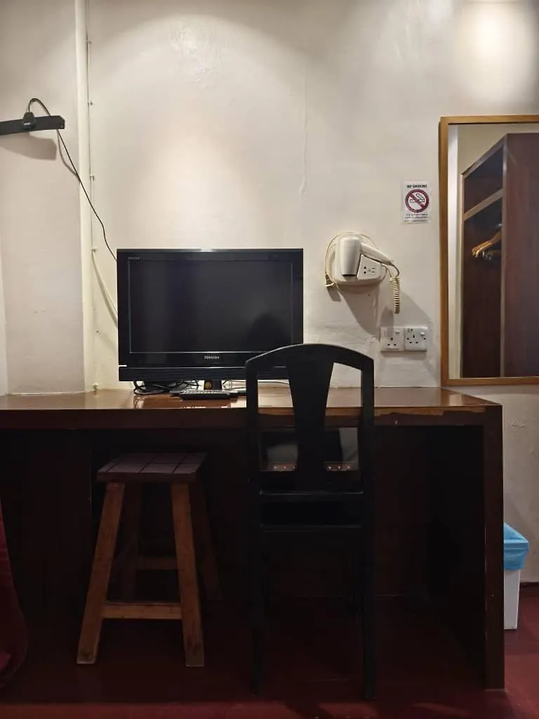 Red Inn Court George Town Hostel