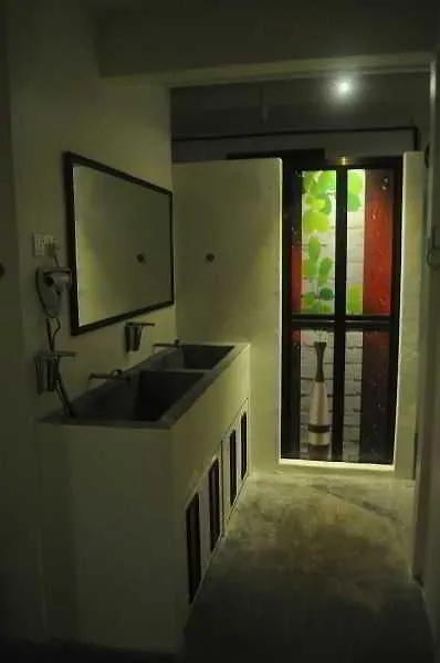 Red Inn Court George Town Hostel
